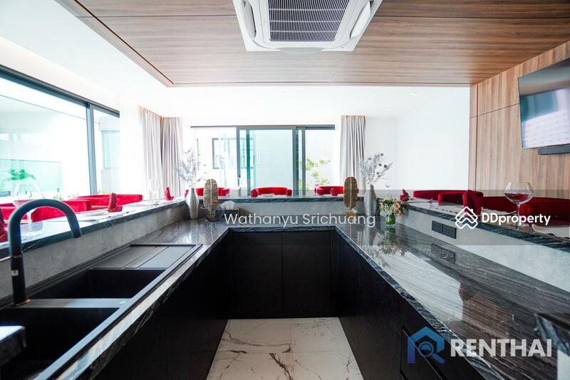 ขาย - สำหรับ ขาย บ้าน 6 ห้องนอน ที่ จอมเทียน, ชลบุรี