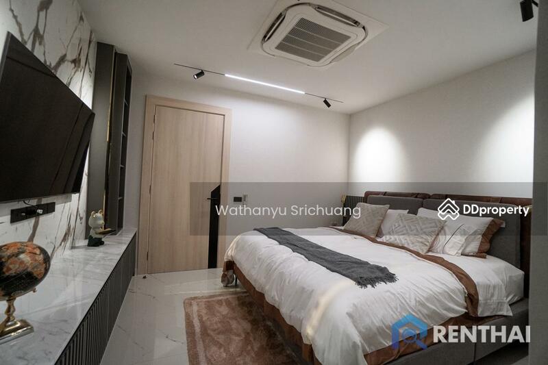 ขาย - สำหรับ ขาย บ้าน 6 ห้องนอน ที่ จอมเทียน, ชลบุรี