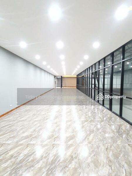 For Rent - Warehouse with office Watcharaphon, Bangkok