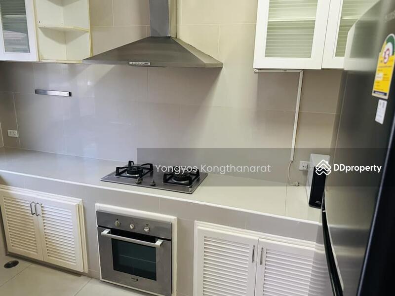 Moo Baan Chicha Castle, Bangkok, Sukhumvit 31, Khlongtoei Nua, Watthana, Bangkok, 4 Bedrooms, 400 sqm, Townhouse For Sale, by Thai Real Estate Broker Association (TREBA), 11019801 - DDproperty.com