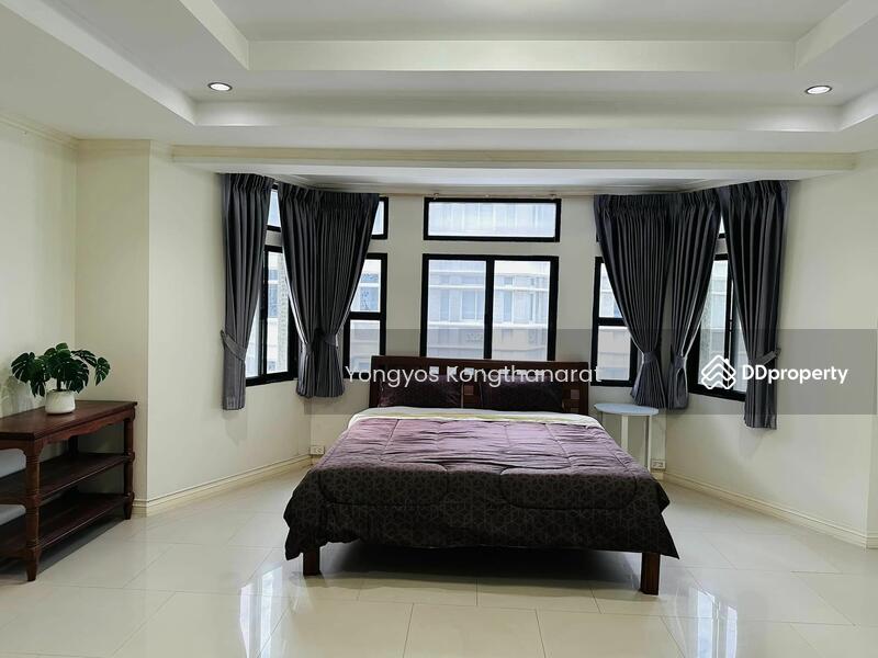 Moo Baan Chicha Castle, Bangkok, Sukhumvit 31, Khlongtoei Nua, Watthana, Bangkok, 4 Bedrooms, 400 sqm, Townhouse For Sale, by Thai Real Estate Broker Association (TREBA), 11019801 - DDproperty.com