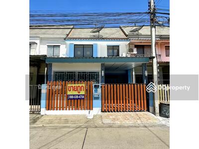 ขาย - ทาวน์เฮ้าส์ 2 ชั้น หมู่บ้านพฤกษา52/1 นวนคร ตำบลคลองหนึ่ง อำเภอคลองหลวง จังหวัดปทุมธานี, ปทุมธานี