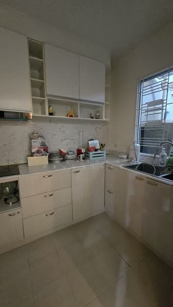 Baan Klang Muang Sathorn-Taksin 2 : บ้านกลางเมือง สาทร-ตากสิน 2, กรุงเทพ, ถนนกัลปพฤกษ์, บางค้อ, จอมทอง, กรุงเทพ, 167 ตร.ม., ทาวน์เฮ้าส์ ขาย, โดย เบญจลักษณ์ กิติยนต์โรจน์, 11023490 - DDproperty.com