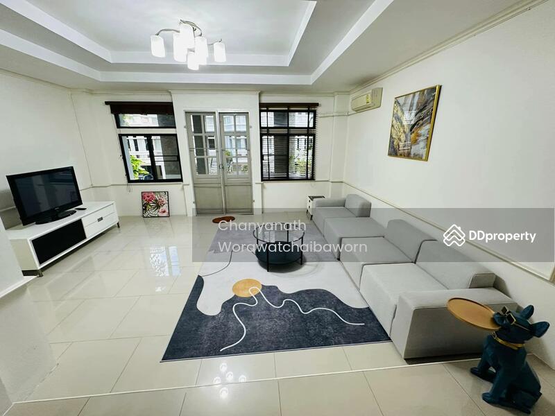 Moo Baan Chicha Castle : หมู่บ้านชิชา คาสเซิล, กรุงเทพ, สุขุทวิท 31, คลองเตยเหนือ, วัฒนา, กรุงเทพ, 400 ตร.ม., ทาวน์เฮ้าส์ ให้เช่า, โดย Chanyanath Worawatchaibaworn, 11027486 - DDproperty.com