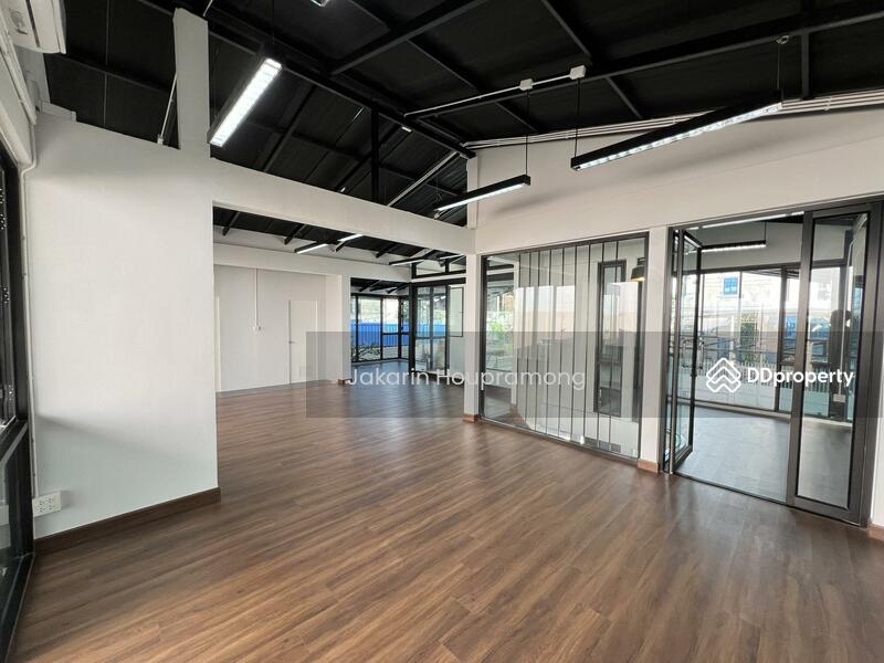 ให้เช่าโฮมออฟฟิศ ลาดพร้าว วังทองหลาง กรุงเทพ พื้นที่ 360 ตร.ม., Bangkok, Wang Thonglang, Wang Thonglang, Bangkok, , 360 sqm, Office Space For Rent, by Jakarin Houpramong, 11029390 - DDproperty.com