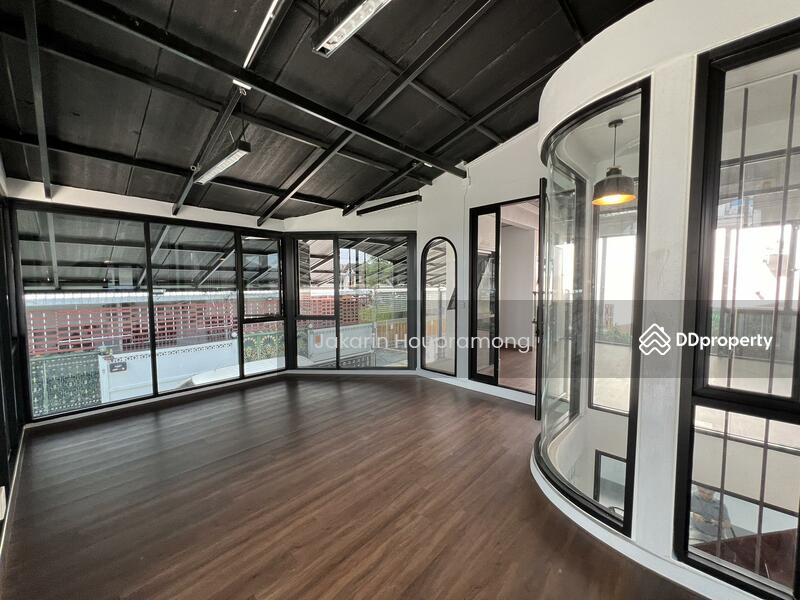 ให้เช่าโฮมออฟฟิศ ลาดพร้าว วังทองหลาง กรุงเทพ พื้นที่ 360 ตร.ม., Bangkok, Wang Thonglang, Wang Thonglang, Bangkok, , 360 sqm, Office Space For Rent, by Jakarin Houpramong, 11029390 - DDproperty.com