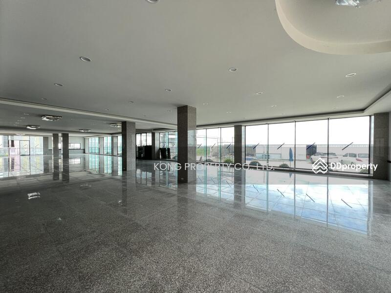 ให้เช่าโรงงาน คลังสินค้า ขนาดใหญ่ 6,900 ตร.ม. ขอรง 4 ได้ บางเลน นครปฐม, Nakhon Pathom, Bang Rakam, Bang Len, Nakhon Pathom, , 6,900 sqm, Warehouse/Factory For Rent, by Jakarin Houpramong, 11029425 - DDproperty.com