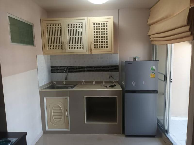Lumpini Condo Town Bodindecha Ramkhamhaeng, Bangkok, Soi Ramkhamhaeng 43/1, Phlapphla, Wang Thonglang, Bangkok, Studio, 25 sqm, Condo For Rent, by ภัทร อิสรางกูร, 11029865 - DDproperty.com