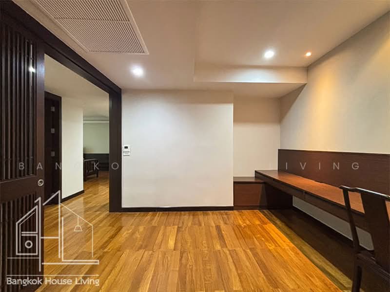 Vasu The Residence, Bangkok, Soi Sukhumvit 55, Khlong Tan Nua, Watthana, Bangkok, 3 Bedrooms, 231 sqm, Condo For Rent, by Bangkok House Living, 11030115 - DDproperty.com