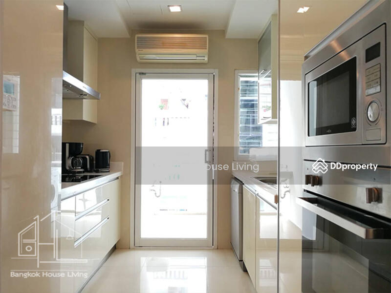 GM Serviced Apartment, Bangkok, 47 Soi Sukhumvit 20, Khlong Toei, Bangkok, 3 Bedrooms, 278 sqm, Condo For Rent, by Bangkok House Living, 11030126 - DDproperty.com