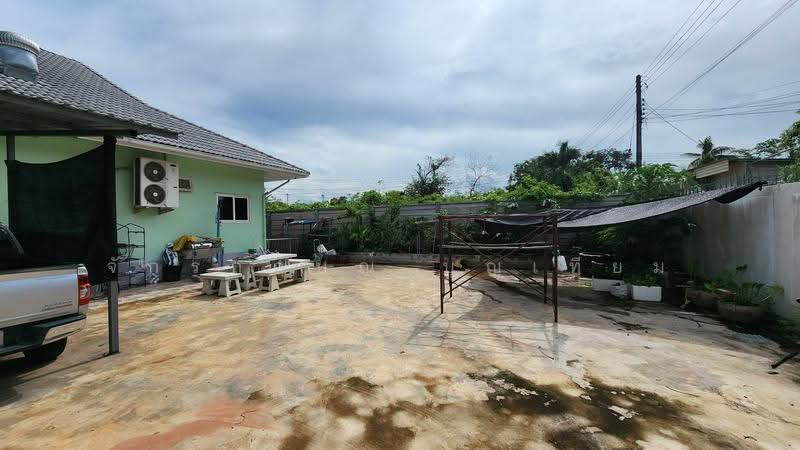 บ้านเดี่ยวใกล้สนามบินนานาชาติขอนแก่น 202 ตารางวา 5 ห้องนอน 4 ห้องน้ำ พร้อมอาคารเก็บของ 1 หลัง, Khon Kaen, Ban Pet, Muang Khon Kaen, Khon Kaen, 5 Bedrooms, 270 sqm, Single Detached House For Sale, by Jackrit Boontiam, 11030916 - DDproperty.com