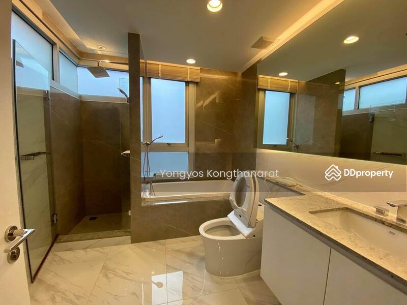 Nusasiri Grand, Bangkok, Soi Sukhumvit 42, Phra Kanong, Khlong Toei, Bangkok, 2 Bedrooms, 130 sqm, Condo For Rent, by Blueprint Property, 11033145 - DDproperty.com
