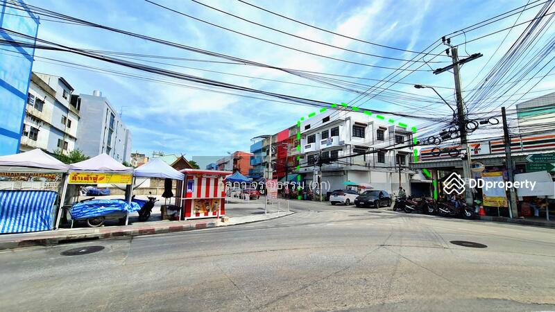 ให้เช่า - อาคารพาณิชย์ 3 ชั้น หน้า มบ.สุขสันต์ 3, กรุงเทพ