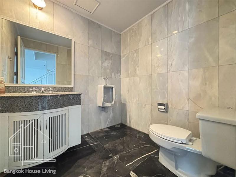 Le Raffine Sukhumvit 24, Bangkok, Soi Sukhumvit 24, Khong Tan, Khlong Toei, Bangkok, 3 Bedrooms, 371 sqm, Condo For Rent, by Bangkok House Living, 11035557 - DDproperty.com