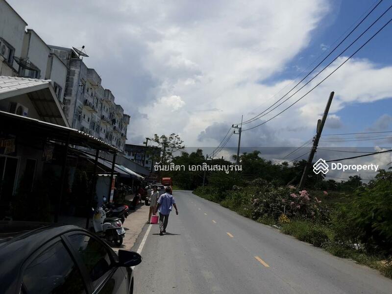 ขาย - ตึกแถว เลขที่ 144 ถ.แยกจากถนนรังสิต-นครนายก ตำบลองครักษ์ อำเภอองครักษ์ จ.นครนายก, นครนายก