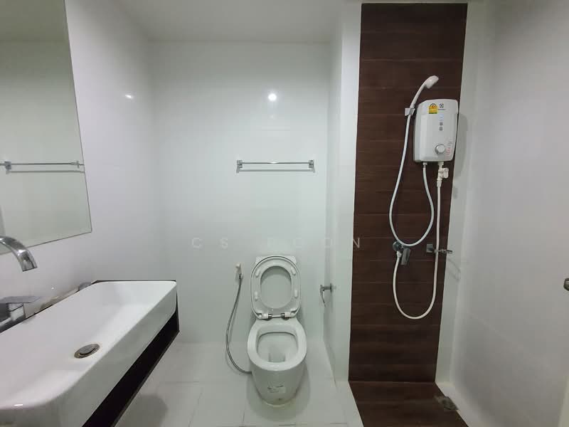 A Space Me Sukhumvit 77 : เอ สเปซ มี สุขุมวิท 77, กรุงเทพ, 2363 ซอยสุขุมวิท 77 ถนนสุขุมวิท, สวนหลวง, สวนหลวง, กรุงเทพ, 29 ตร.ม., คอนโด ให้เช่า, โดย CS Poon, 11038828 - DDproperty.com