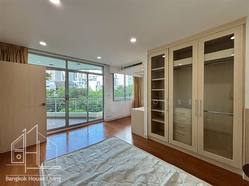 Baan Sahasthinee, Bangkok, Soi Attha Kawi 1, Khong Tan, Khlong Toei, Bangkok, 3 Bedrooms, 250 sqm, Apartment For Rent, by Bangkok House Living, 11043479 - DDproperty.com