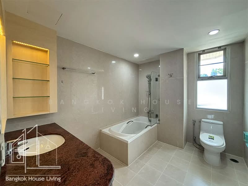 Baan Sahasthinee, Bangkok, Soi Attha Kawi 1, Khong Tan, Khlong Toei, Bangkok, 3 Bedrooms, 250 sqm, Apartment For Rent, by Bangkok House Living, 11043479 - DDproperty.com
