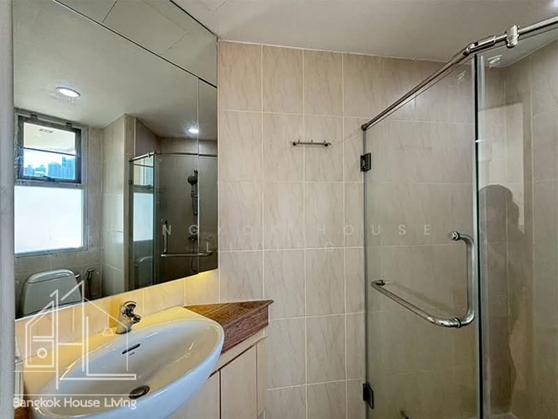 Baan Sahasthinee, Bangkok, Soi Attha Kawi 1, Khong Tan, Khlong Toei, Bangkok, 3 Bedrooms, 250 sqm, Apartment For Rent, by Bangkok House Living, 11043479 - DDproperty.com