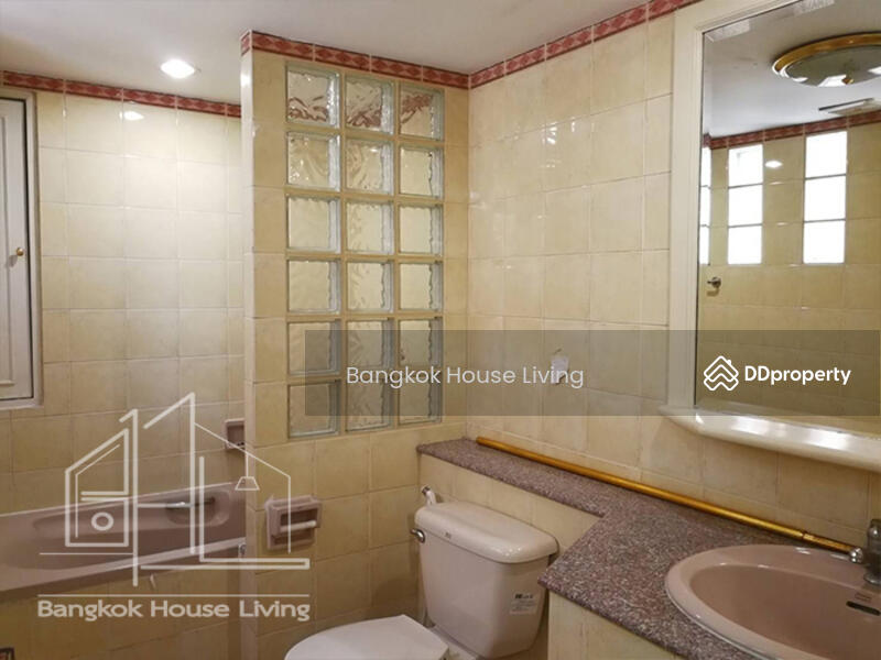 33 Residence, Bangkok, 92 Sukhumvit 33 Alley, Khlong Tan Nua, Watthana, Bangkok, 2 Bedrooms, 140 sqm, Apartment For Rent, by Bangkok House Living, 11043567 - DDproperty.com