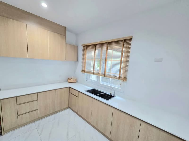 Grandio Vibhavadi-Rangsit, Pathum Thani, Khlong Nung, Khlong Luang, Pathum Thani, 5 Bedrooms, 250 sqm, Single Detached House For Rent, by สลิลา อภิญญาณกุล, 11044964 - DDproperty.com