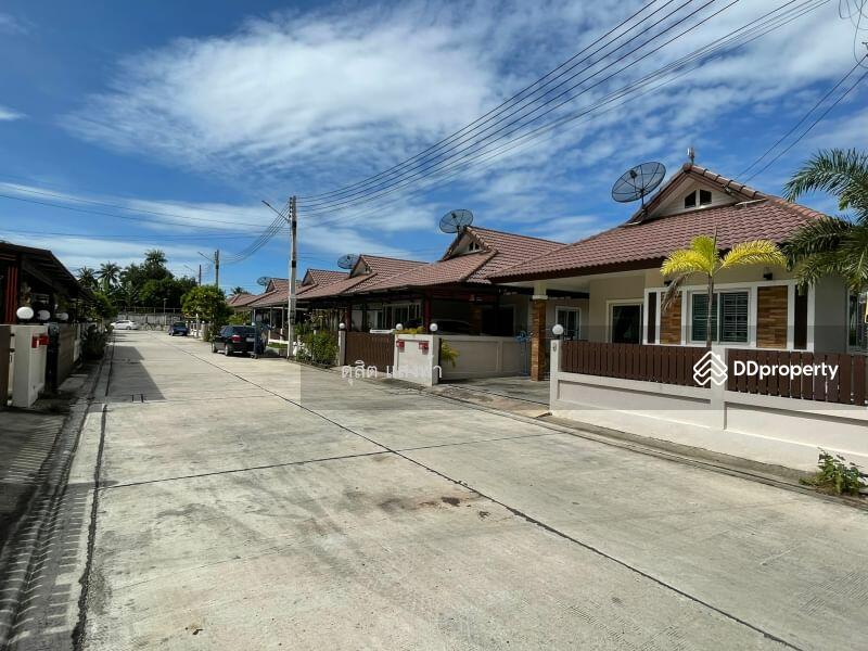 ขายบ้านแฝดสไตล์บ้านเดี่ยว ม.ลภัสรดา ตะเคียนเตี้ยโรงโป๊ะ บางละมุง, ชลบุรี, ตะเคียนเตี้ย, บางละมุง, ชลบุรี, 150 ตร.ม., บ้านเดี่ยว ขาย, โดย ดุสิต แสงฟ้า, 11046215 - DDproperty.com