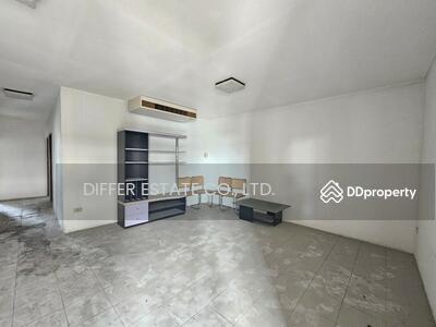 ขาย - Country Complex Bangna : คันทรี คอมเพล็กซ์ บางนา, กรุงเทพ