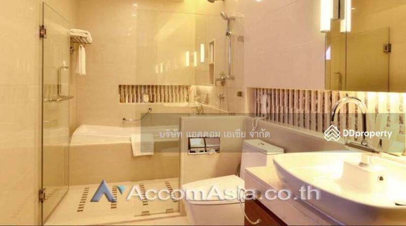 For Rent - Duplex Condo, Penthouse | 3 Bedrooms Apartment for Rent in Ploenchit, Bangkok AA13946, Bangkok
