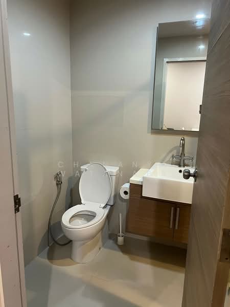 HIVE Taksin, Bangkok, 18 1 Soi, Khlong Ton Sai, Khlong San, Bangkok, 1 Bedroom, 41 sqm, Condo For Rent, by Chananya Watanapa, 11058094 - DDproperty.com