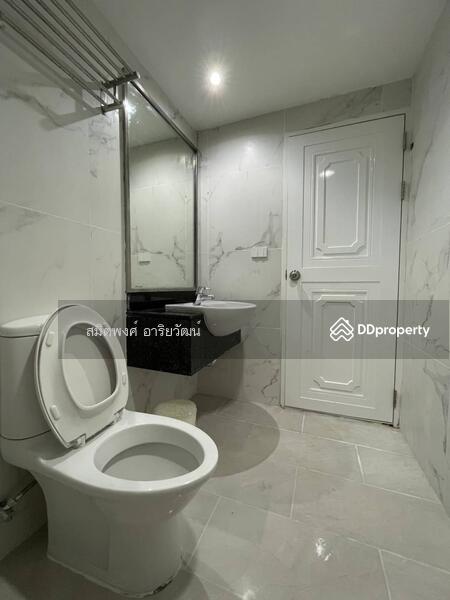 The Kris Ratchada 17, Bangkok, Inthamara 45 Alley, Din Daeng, Bangkok, Studio, 37 sqm, Condo For Sale, by สมิตพงศ์ อาริยวัฒน์, 11061269 - DDproperty.com