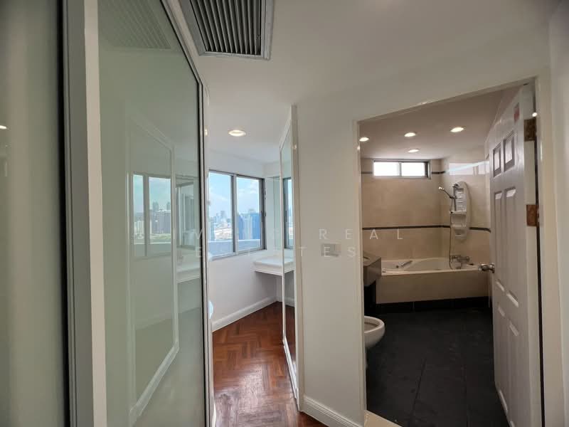 Witthayu Complex, Bangkok, 1673 New Petchaburi Road, Makkasan, Ratchathewi, Bangkok, 2 Bedrooms, 101 sqm, Condo For Rent, by Living Real Estates, 11061788 - DDproperty.com