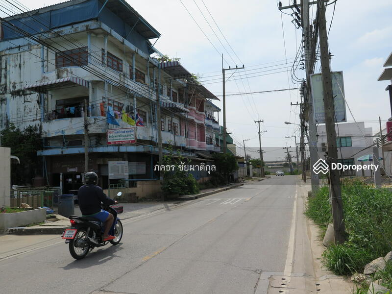 ให้เช่า หริอขาย  อาคารพาณิชย์  4 ชั้น 2 คูหา 