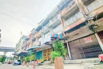 ขาย - อาคารพาณิชย์ ซอยสุขุมวิท 99 เนื้อที่ 15 ตรว เขตพระโขนง, กรุงเทพ