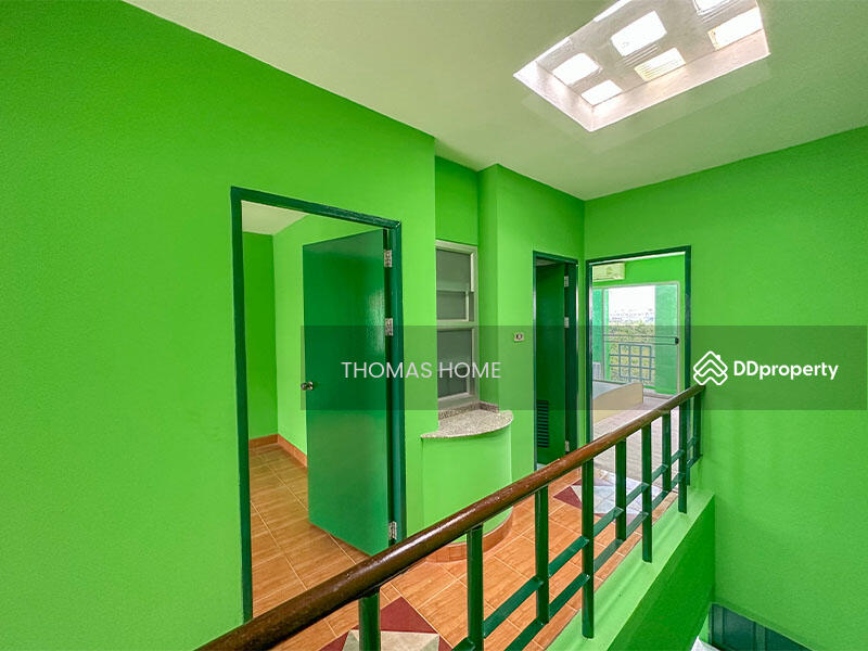 For Sale - 3-story townhome, European style, Baan Rim Suan 2, Pracha Uthit 91/2, Bangkok