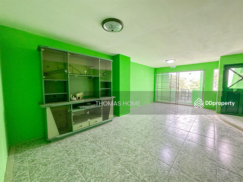 For Sale - 3-story townhome, European style, Baan Rim Suan 2, Pracha Uthit 91/2, Bangkok