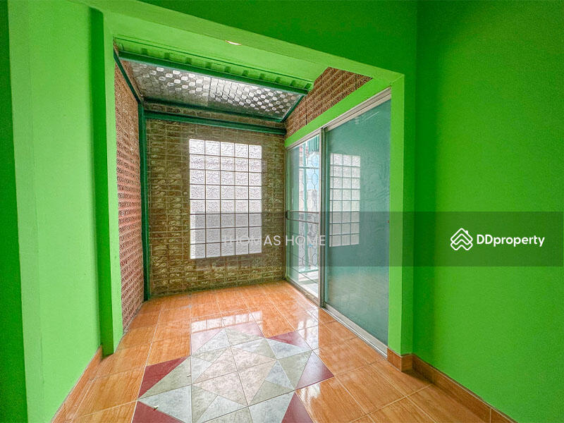 For Sale - 3-story townhome, European style, Baan Rim Suan 2, Pracha Uthit 91/2, Bangkok