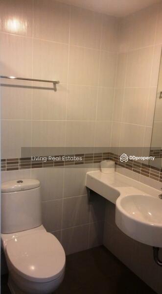 Lumpini Park Rama 9-Ratchada, Bangkok, 888 Chaturathit Road, Bang Kapi, Huai Khwang, Bangkok, 1 Bedroom, 30 sqm, Condo For Sale, by Living Real Estates, 11065303 - DDproperty.com