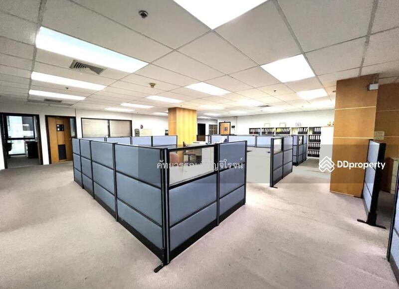For Sale - For sale space for Office SSP Tower 1, Ekamai 63, 420sq.m. Parking space , Selling only 17.5 mb., Bangkok