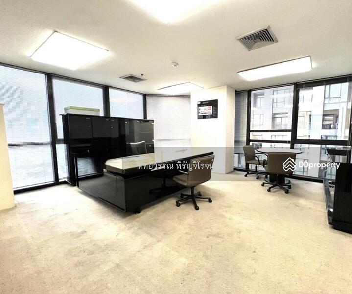 For Sale - For sale space for Office SSP Tower 1, Ekamai 63, 420sq.m. Parking space , Selling only 17.5 mb., Bangkok