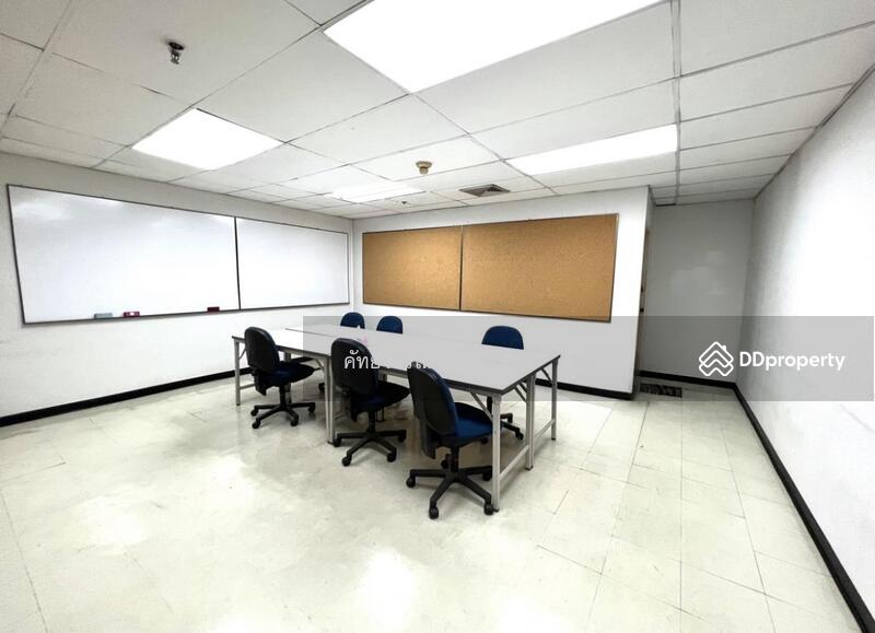 For Sale - For sale space for Office SSP Tower 1, Ekamai 63, 420sq.m. Parking space , Selling only 17.5 mb., Bangkok
