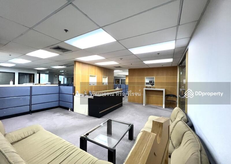 For Sale - For sale space for Office SSP Tower 1, Ekamai 63, 420sq.m. Parking space , Selling only 17.5 mb., Bangkok