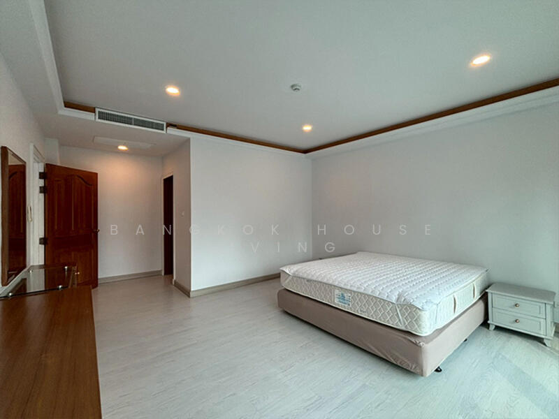 Chaidee Mansion : ใจดี แมนชั่น, กรุงเทพ, 75-7 ซอย สุขุมวิท 11, คลองเตยเหนือ, วัฒนา, กรุงเทพ, 270 ตร.ม., อพาร์ทเมนท์ ให้เช่า, โดย Bangkok House Living, 11065334 - DDproperty.com