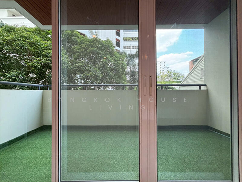 Chaidee Mansion, Bangkok, 75-7 Soi Sukhumvit 11, Khlongtoei Nua, Watthana, Bangkok, 2 Bedrooms, 200 sqm, Condo For Rent, by Bangkok House Living, 11065343 - DDproperty.com