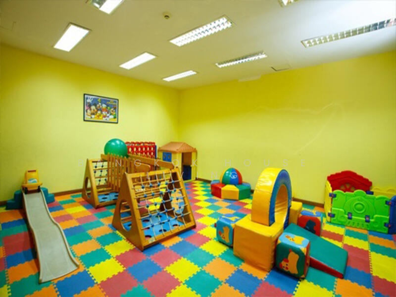 Chaidee Mansion, Bangkok, 75-7 Soi Sukhumvit 11, Khlongtoei Nua, Watthana, Bangkok, 2 Bedrooms, 200 sqm, Condo For Rent, by Bangkok House Living, 11065343 - DDproperty.com