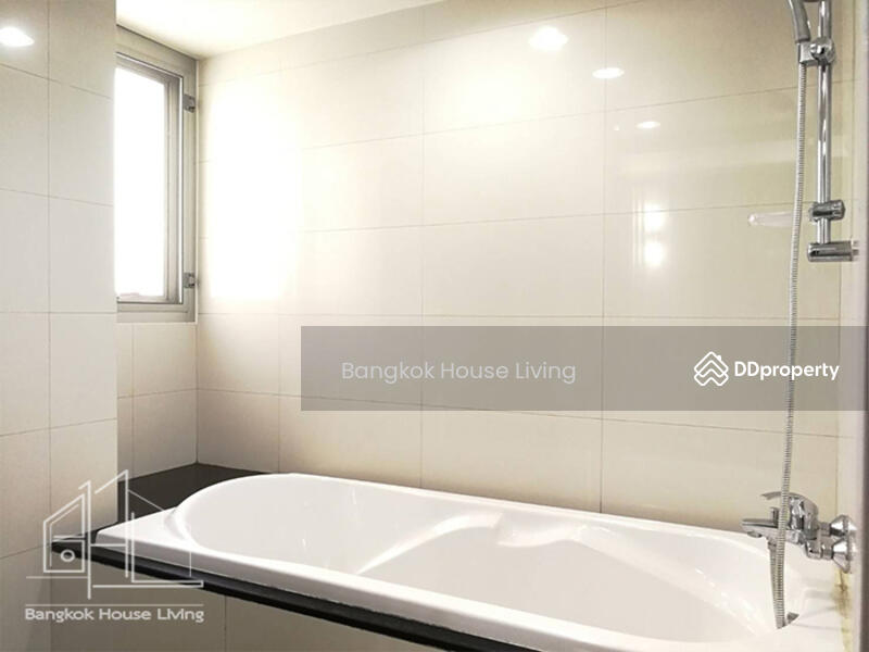 Baan Sukhumvit 14, Bangkok, 1/1 Soi Sukhumvit 14, Khlong Toei, Bangkok, 2 Bedrooms, 100 sqm, Condo For Rent, by Bangkok House Living, 11069734 - DDproperty.com