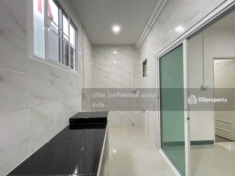 For Sale - Baan Pruksa 32 Lamlukka Klong 6, Pathum Thani