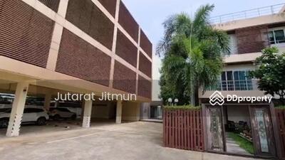 ขาย - ออฟฟิศพร้อมบ้านเดี่ยว ซอย สุขุมวิท 101, กรุงเทพ