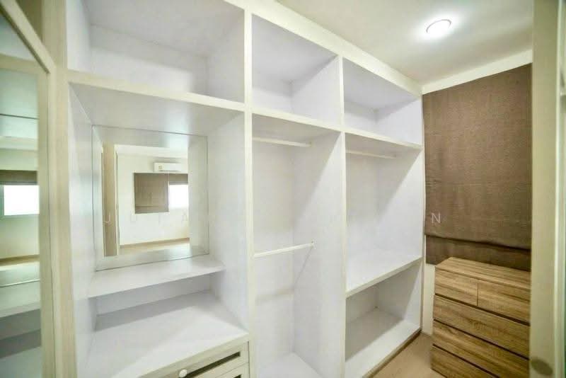 Villaggio Bangna, Samut Prakan, Bang Na-Trat Frontage Road, Bang Bo, Bang Bo, Samut Prakan, 3 Bedrooms, 200 sqm, Single Detached House For Sale, by Jutarat Jitmun, 11075036 - DDproperty.com