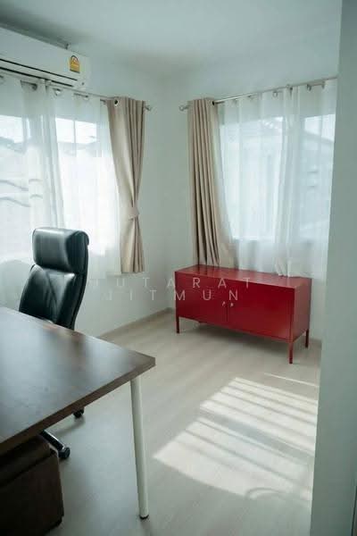 Villaggio Bangna, Samut Prakan, Bang Na-Trat Frontage Road, Bang Bo, Bang Bo, Samut Prakan, 3 Bedrooms, 200 sqm, Single Detached House For Sale, by Jutarat Jitmun, 11075036 - DDproperty.com