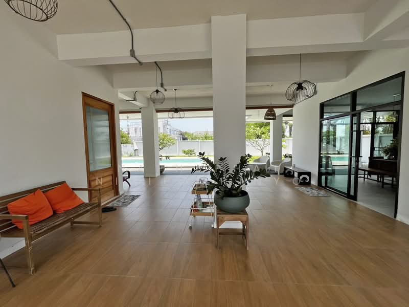 HS320 - Sigle House with private pool, Large Plot of land, Chon Buri (Pattaya), Bang Sa-re, Sattahip, Chon Buri (Pattaya), 3 Bedrooms, 343 sqm, Single Detached House For Sale, by Naphaphat Nitipakpinyo, 11079535 - DDproperty.com